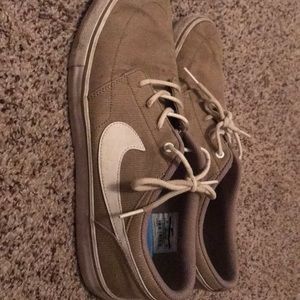 Nike Shoes - Nike Men’s Shoes Nike Shoes - Nike Men’s Shoes